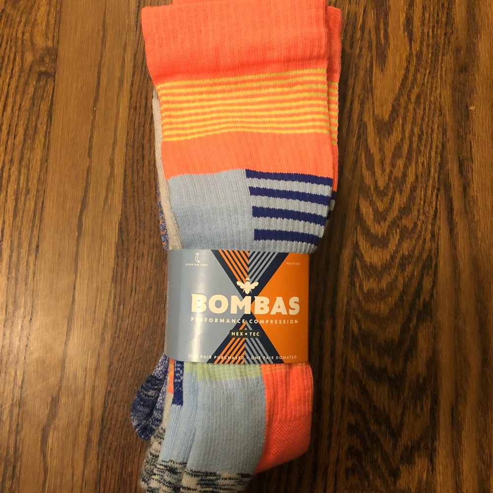 COPY - 3 pack of Bombas socks